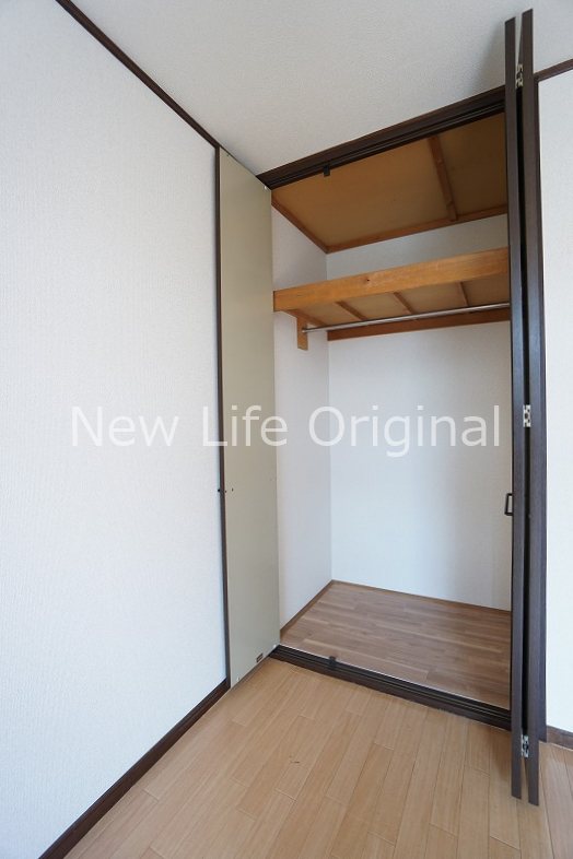 収納　丈の長いお洋服も収納できます☆