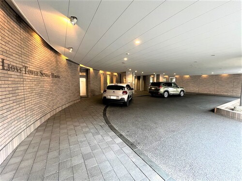 居室・リビング　車寄せ