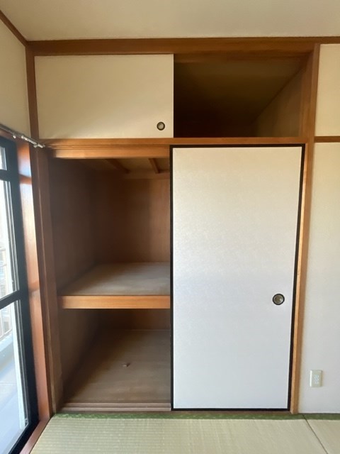 収納　以下別号室参考写真です