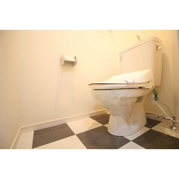 トイレ　別室の参考写真です。※現況優先