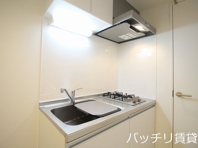 キッチン　同型タイプの為、現状を優先致します。