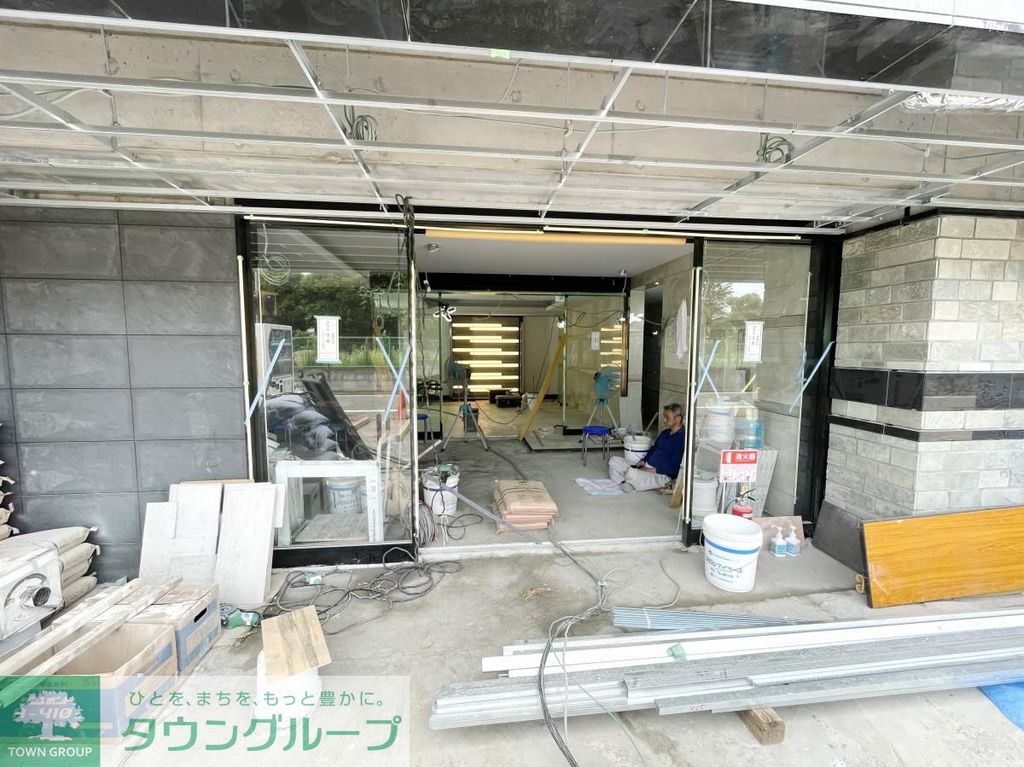 エントランス　★お問い合わせはタウンハウジングまで★