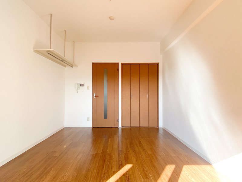 居室・リビング　同物件他室画像です