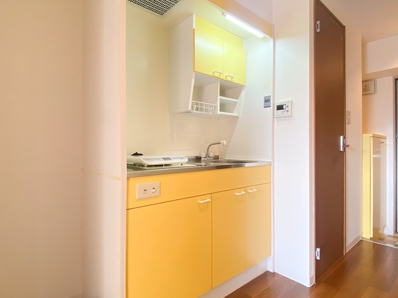 キッチン　同物件他室画像です