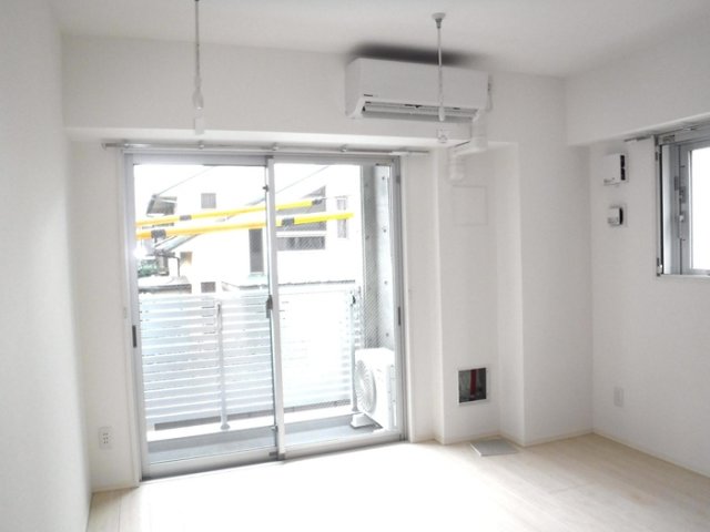 居室・リビング　※同物件・同タイプの写真です。