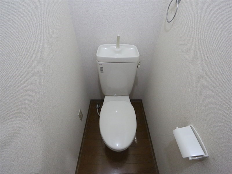 トイレ　洋式トイレ（温水洗浄便座設置可）