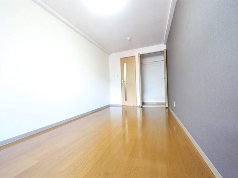 その他部屋・スペース　洋室9帖　クローゼット付（収納充実してます）