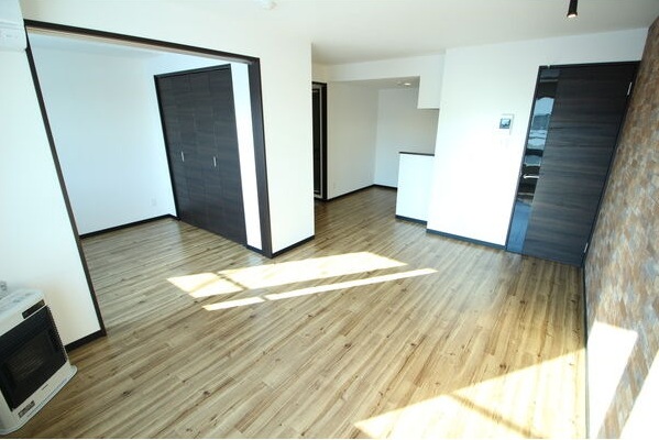 居室・リビング　☆12.3帖の広々としたリビングです！