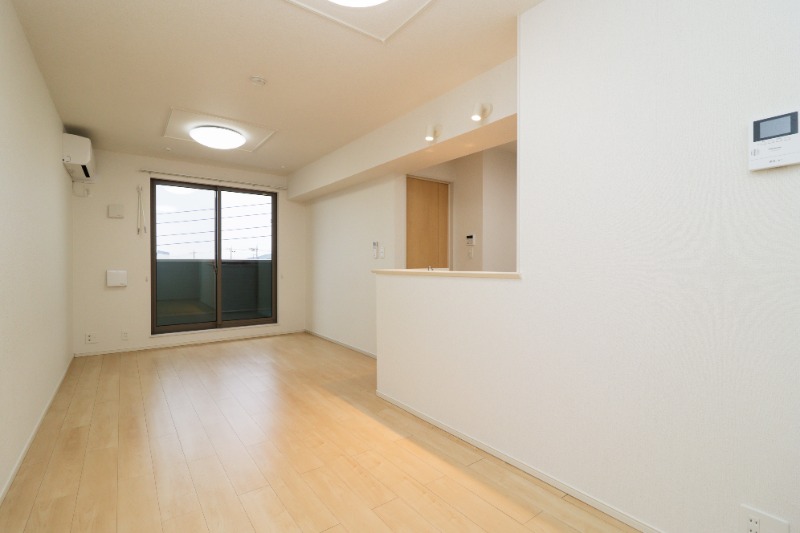 居室・リビング　図面と現状に相違がある場合には現状を優先