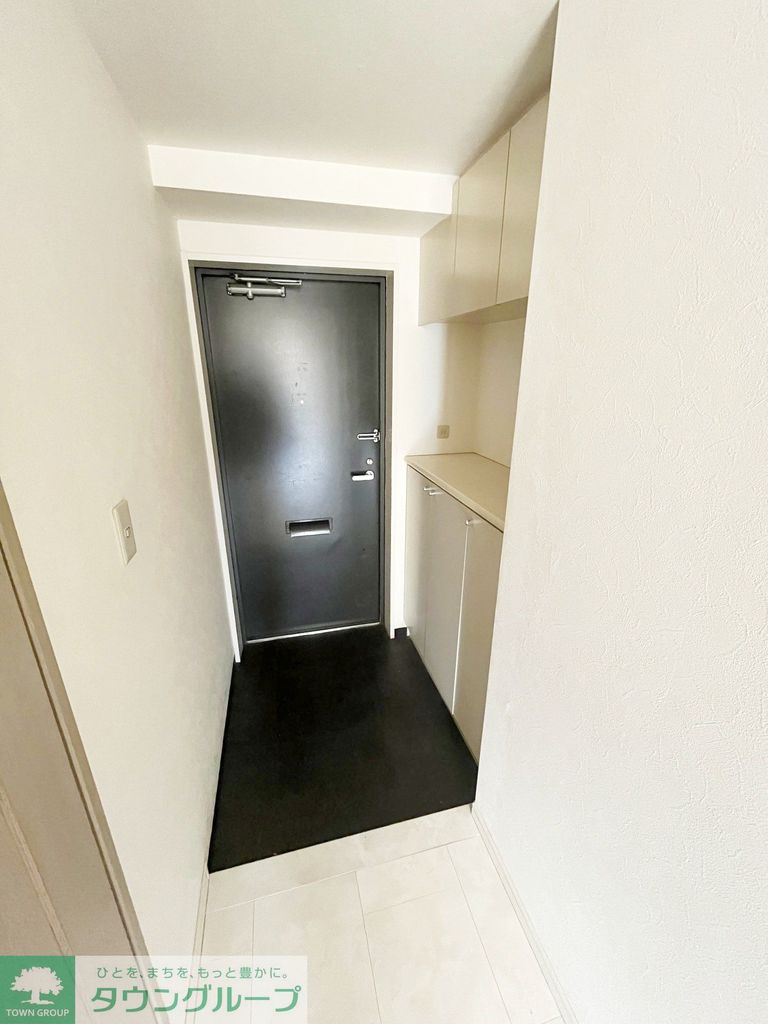 玄関　★お部屋探しは株式会社タウンハウジング東京まで★