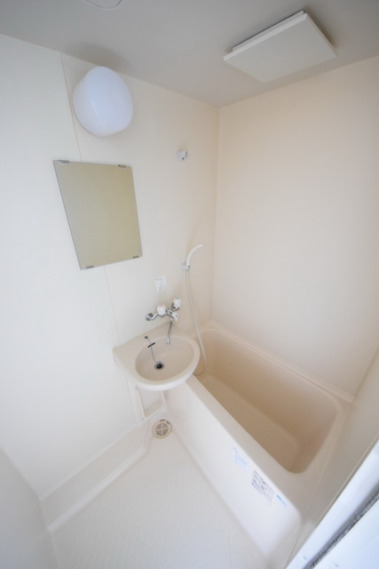 バス・シャワールーム　～さっぱりしましょう～