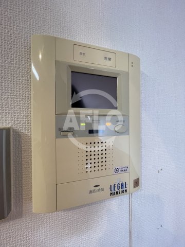 その他設備　リーガル江戸堀　モニター付きインターホン