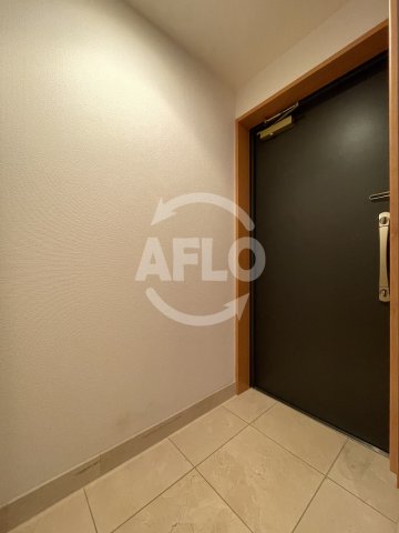 玄関　リーガル江戸堀　玄関