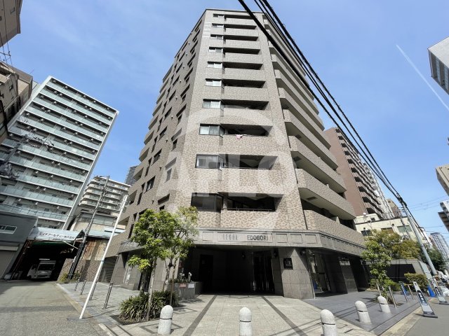 建物外観　リーガル江戸堀　エントランスアプローチ