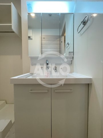 洗面設備　カーサルミノサ王子町　洗面台