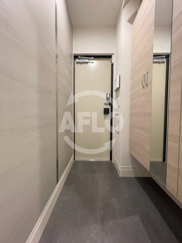 玄関　カーサルミノサ王子町