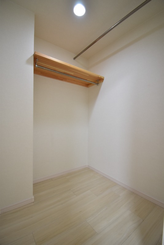 収納　ウォークインクローゼット