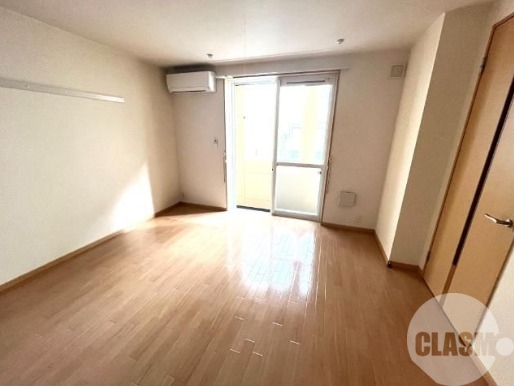 居室・リビング　広々洋室！