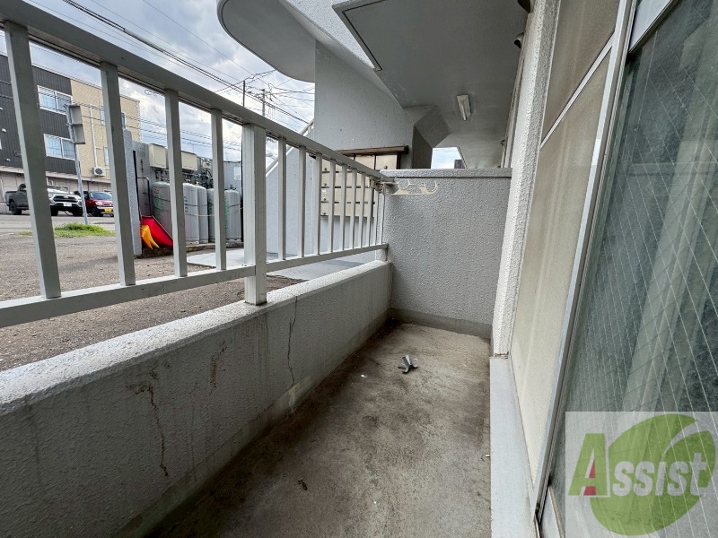 バルコニー　バルコニーが付いていますので一息ついてみてはいかがですか。