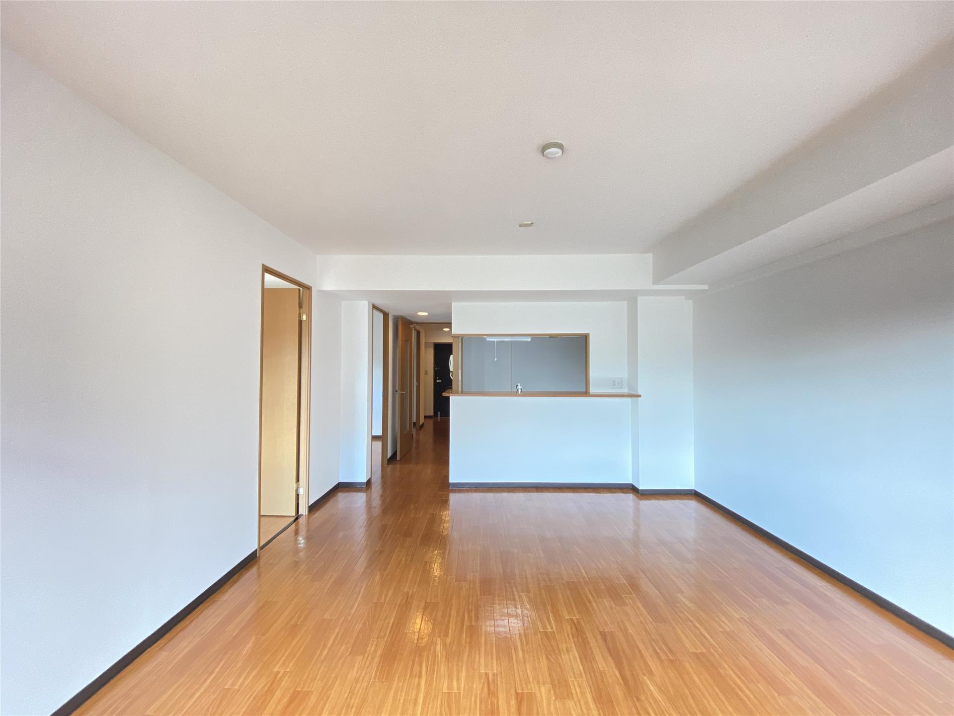 居室・リビング　※同物件同タイプ別室の写真です