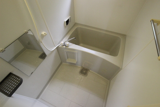 バス・シャワールーム　※別部屋の写真です