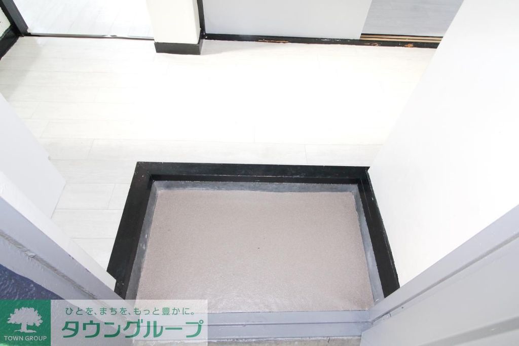 玄関　別部屋参照