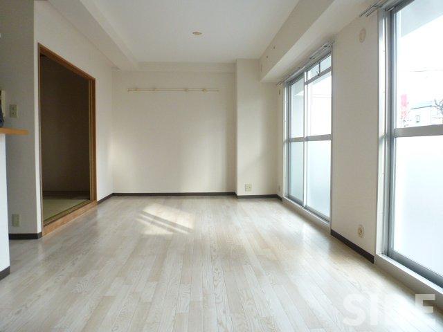 居室・リビング　※別号室参考画像