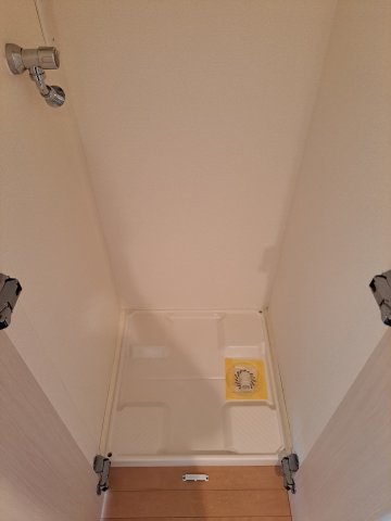 その他　室内洗濯機置場です