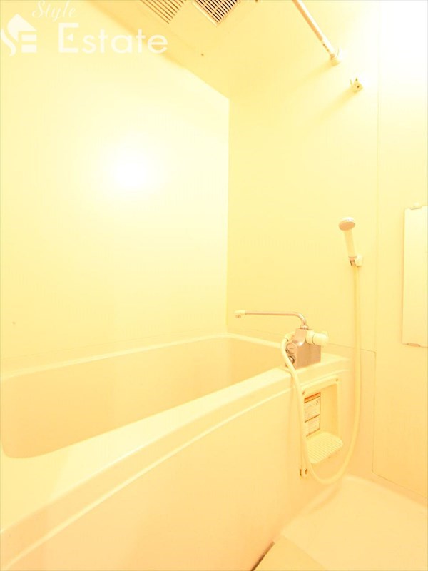 バス・シャワールーム　バスルーム