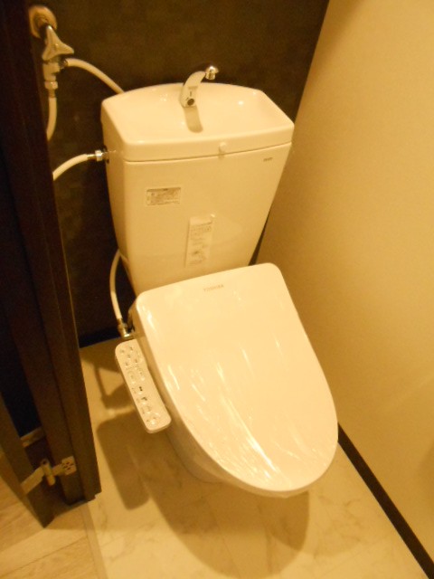 トイレ　ウォシュレット設置済みです！