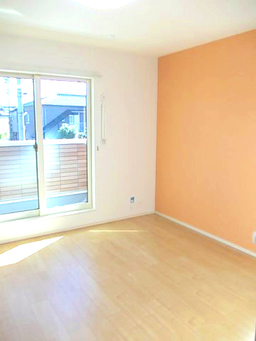 居室・リビング　こちらの居間で趣味の時間をお楽しみください