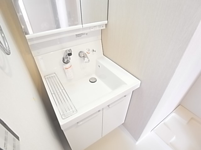 洗面設備　忙しい朝には欠かせない洗面所です