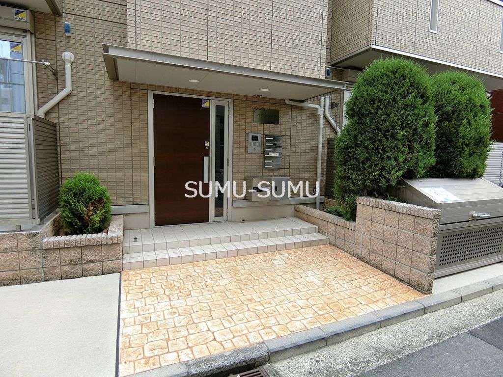 エントランス　エントランス