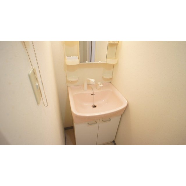 洗面設備　洗髪洗面化粧台