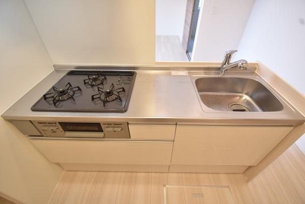 キッチン　同物件別室