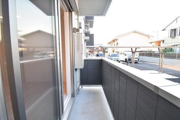 バルコニー　同物件別室