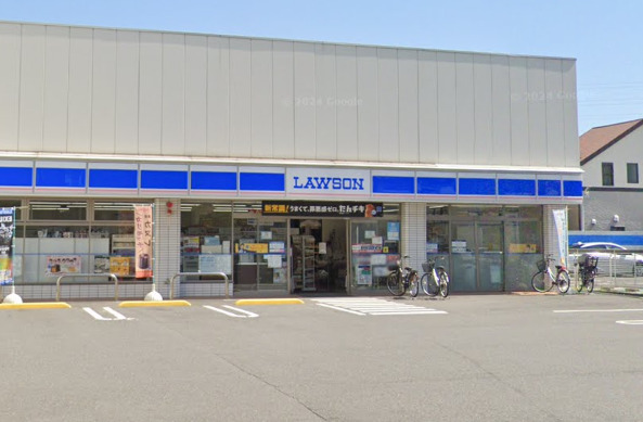 コンビニ　ローソン 谷在家駅前店（コンビニ）まで877m