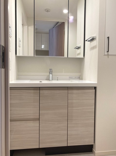 洗面設備　※写真は同タイプ住戸です。