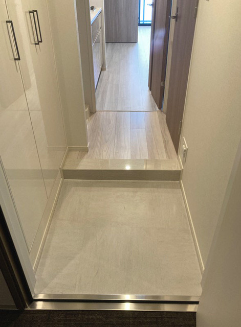 玄関　※写真は同タイプ住戸です。