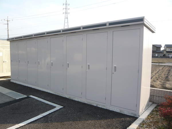 その他共有部分　外部に便利な物置付