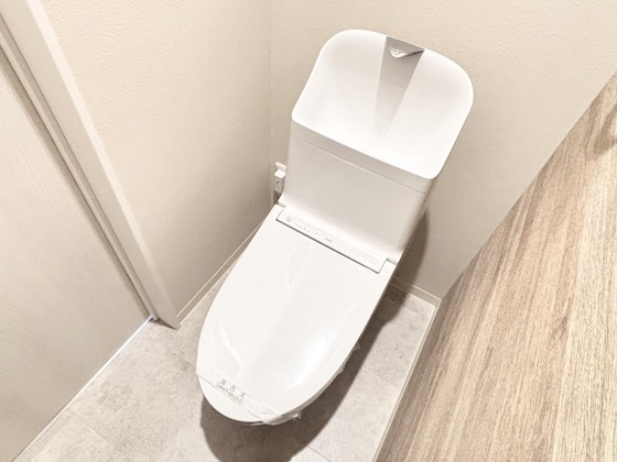 トイレ　シャワー付きトイレ