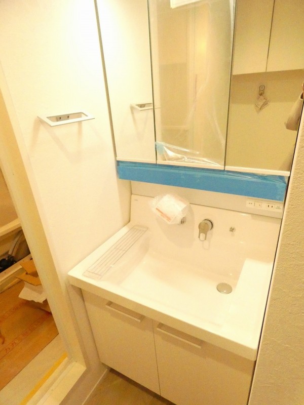 洗面設備　工事中写真