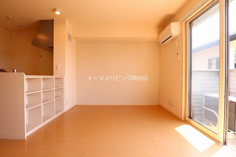 居室・リビング　202号室写真