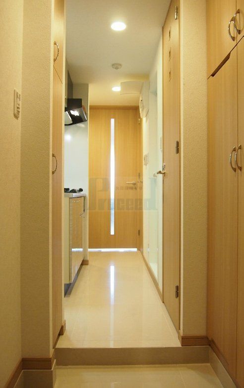 玄関　広々とした玄関部分