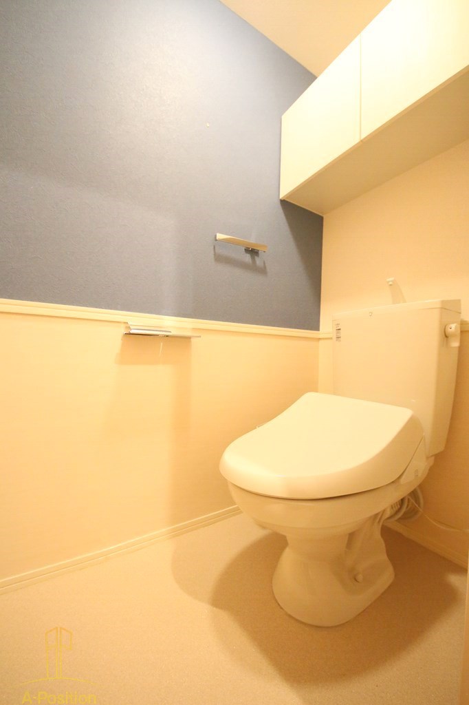 トイレ　AUREA