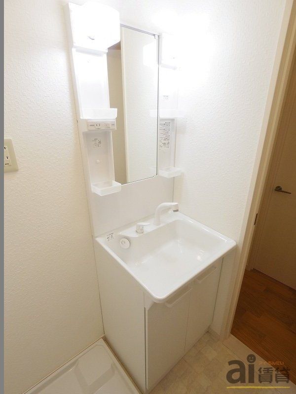洗面設備　※同仕様写真です