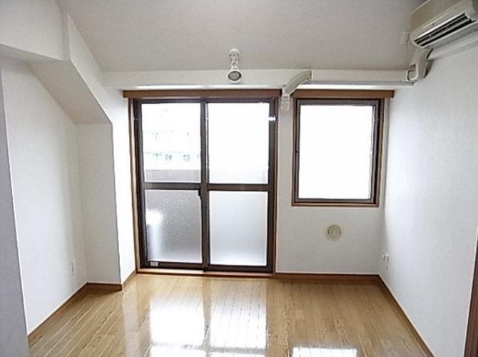 居室・リビング　※全て別号室のお写真。内装等参考にしてください。