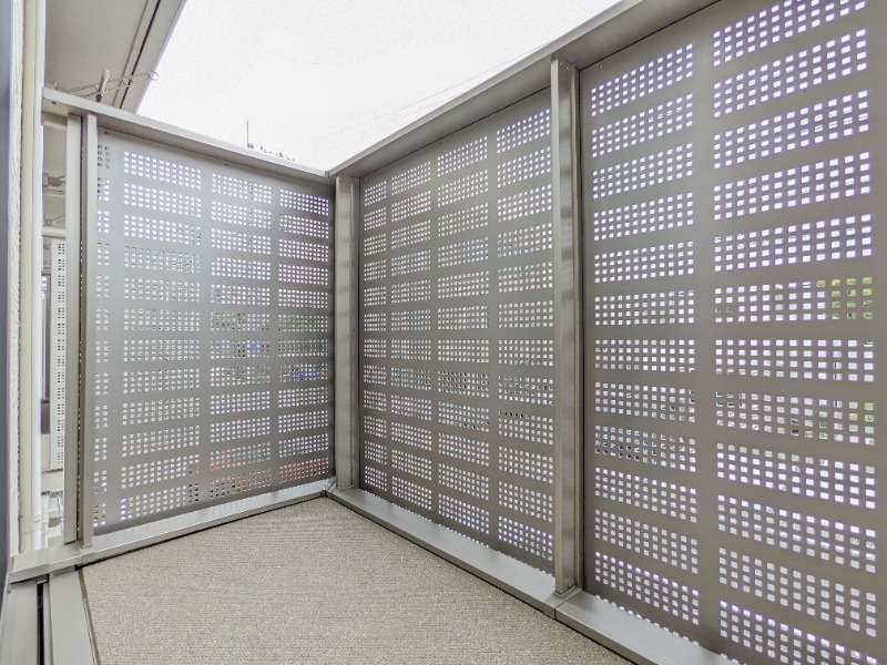 バルコニー　図面と現状に相違がある場合には現状を優先