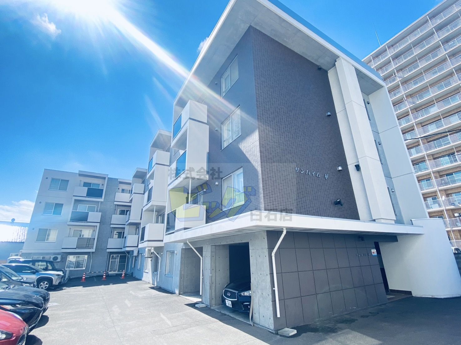 建物外観　インターネット無料採用の２ＬＤＫマンションです♪