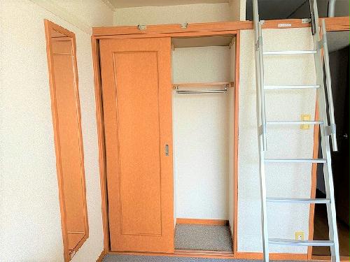 収納　クローゼットです。